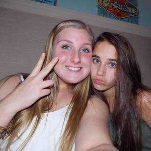 Meet your Posher, Carla